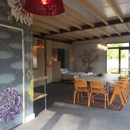 Σπίτι διακοπών Stijlvol Atelier In Het Groen
